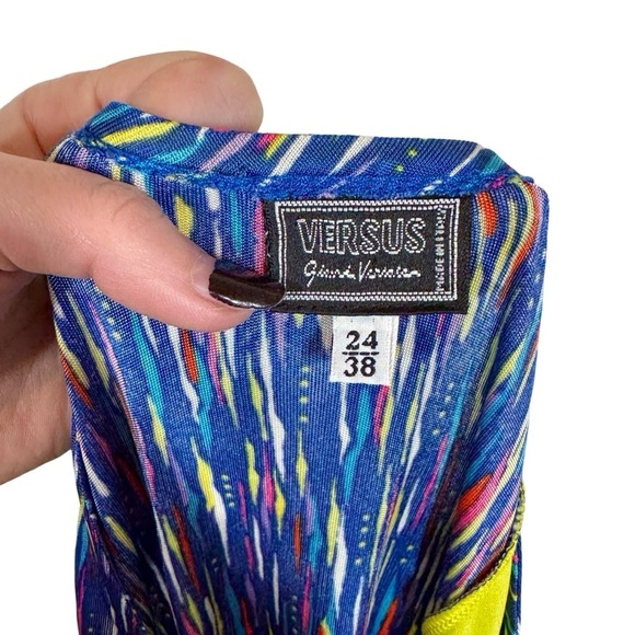 Versus by Gianni Versace Vintage Asymmetrical 90s Pop Art Mini Dress IT38/US2 - Picture 5 of 9